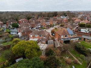 Photo 7- click for photo gallery